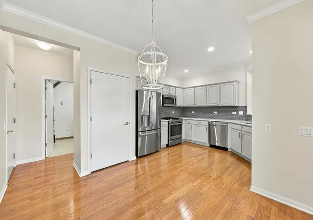 Photo 4 of Townhouse for sale at 12235 Quail Ridge Dr, Huntley, IL 60142 | MLS# 12748967 | Listing updated on 2026-09-21