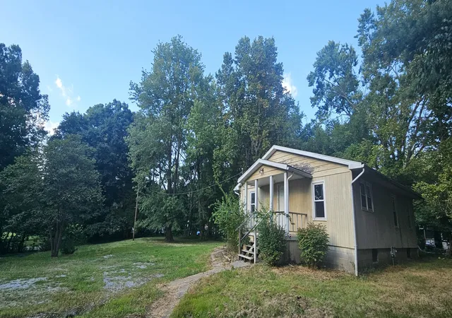 Photo 4 of Single family home for sale at 240 Raccoon Valley Rd, Makanda, IL 62958 | MLS# 12748972 | Listing updated on 2026-09-19