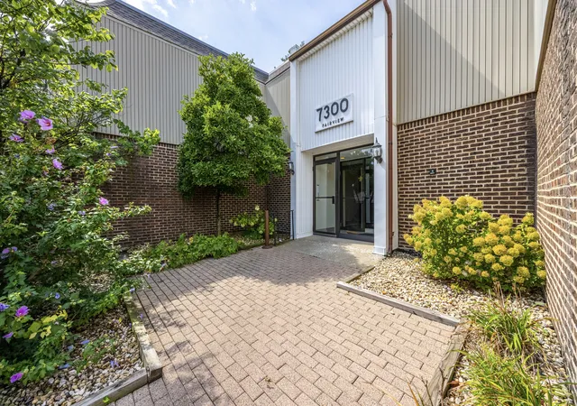 Photo 3 of Condo for sale at 7300 Fairview Ave #206, Downers Grove, IL 60516 | MLS# 12748997 | Listing updated on 2026-09-23