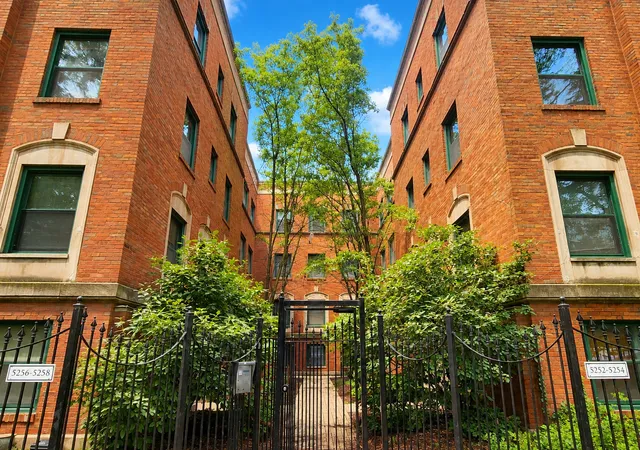 Photo 1 of Condo for sale at 5256 S Drexel Ave #3D, Chicago, IL 60615 | MLS# 12749037 | Listing updated on 2026-09-23