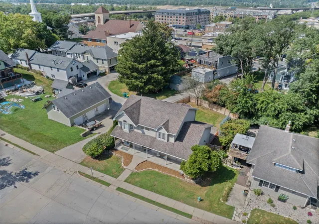Photo 1 of Single family home for sale at 307 Cass St, Lemont, IL 60439 | MLS# 12749039 | Listing updated on 2026-10-22