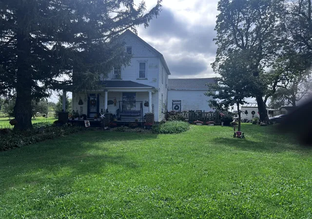 Single family home for sale at 513 E 1100 North Rd, Buckley, IL 60918 | MLS# 12749044