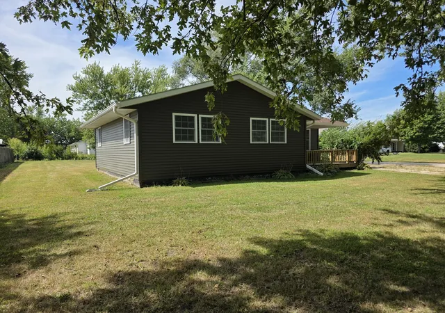 Photo 3 of Single family home for sale at 7840 S Sugar Is Rd, Chebanse, IL 60922 | MLS# 12749066 | Listing updated on 2026-10-04