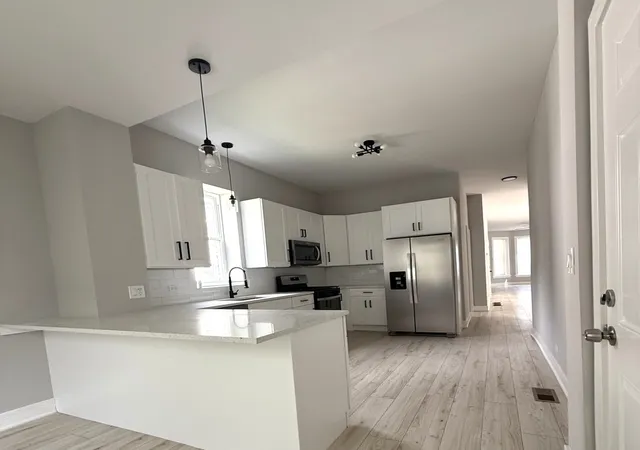 Photo 4 of House for sale at 6946 S May St, Chicago, IL 60621 | MLS# 12749070 | Listing updated on 2026-09-14