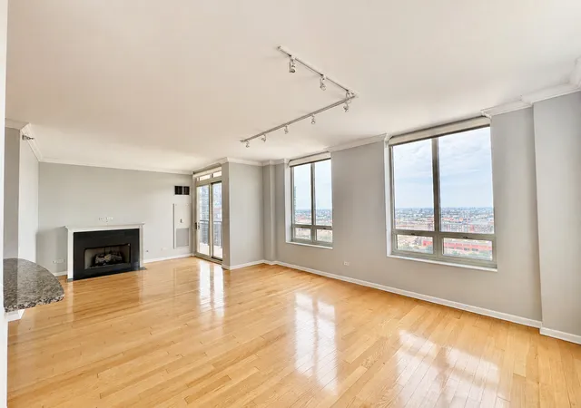 Photo 3 of Condo for sale at 1111 S Wabash Ave #2603, Chicago, IL 60605 | MLS# 12749107 | Listing updated on 2026-10-21