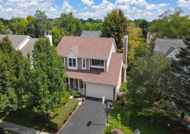 Photo 2 of Single family home for sale at 34121 N Sulkey Dr, Grayslake, IL 60030 | MLS# 12749119 | Listing updated on 2026-09-29