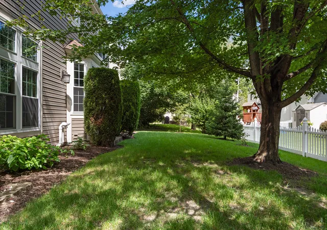 Photo 34 of Single family home for sale at 34121 N Sulkey Dr, Grayslake, IL 60030 | MLS# 12749119 | Listing updated on 2026-09-29