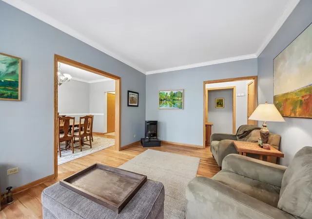 Photo 4 of Sale Pending at 241 Washington Blvd #1A, Oak Park, IL 60302 | MLS# 12749185 | Listing updated on 2026-09-23