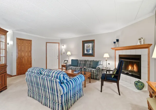 Photo 3 of Condo for sale at 2751 Harbor Dr #2751, Joliet, IL 60431 | MLS# 12749231 | Listing updated on 2026-09-29