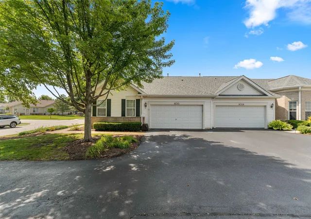 Photo 2 of Condo for sale at 16310 Crescent Lake Dr #16310, Crest Hill, IL 60403 | MLS# 12749243 | Listing updated on 2026-09-18