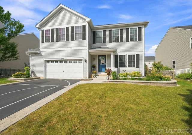 Photo 1 of Single family home for sale at 1202 Robinson St, Elburn, IL 60119 | MLS# 12749247 | Listing updated on 2026-09-26