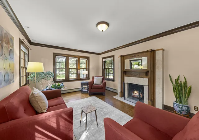 Photo 3 of Single family home for sale at 303 Hillside Ave, Glen Ellyn, IL 60137 | MLS# 12749249 | Listing updated on 2026-09-14