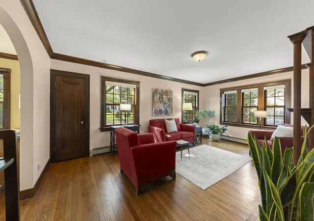 Photo 3 of Single family home for sale at 303 Hillside Ave, Glen Ellyn, IL 60137 | MLS# 12749249 | Listing updated on 2026-09-14