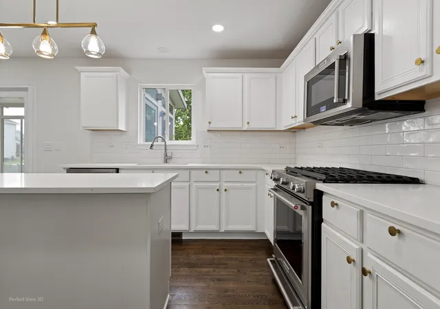 Photo 4 of Sale Pending at 206 Christine Way, Bolingbrook, IL 60440 | MLS# 12749308 | Listing updated on 2026-09-24
