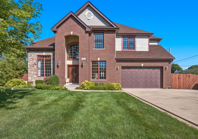 Photo 1 of Single family home for sale at 20665 Clarice Ave, Lincolnshire, IL 60069 | MLS# 12749338 | Listing updated on 2026-10-04