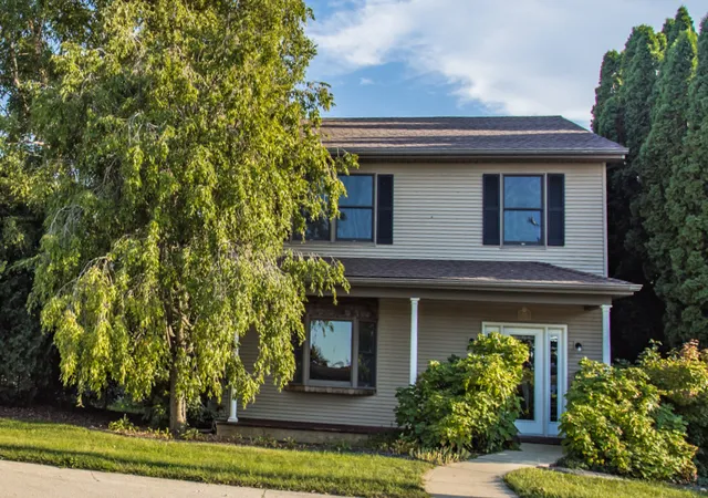 Single family home for sale at 101 W Chippewa St, Dwight, IL 60420 | MLS# 12749358