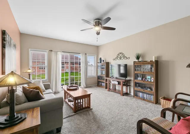 Photo 4 of Townhouse for sale at 3659 193rd Place, Lansing, IL 60438 | MLS# 12749360 | Listing updated on 2026-09-22