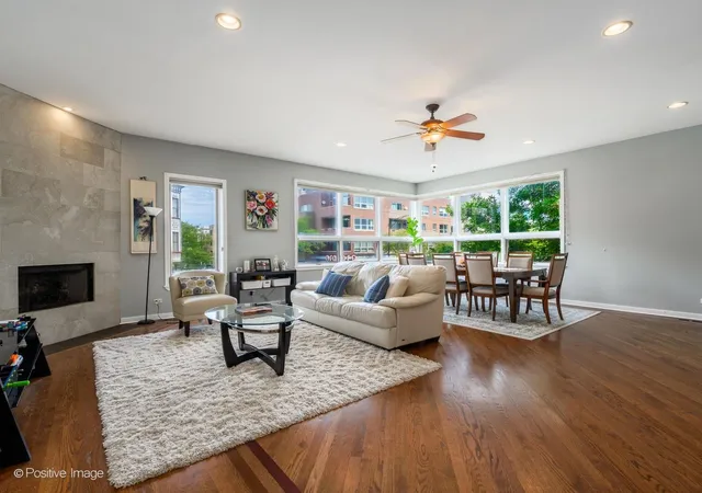 Photo 3 of Condo for sale at 1901 W Division St #2N, Chicago, IL 60622 | MLS# 12749362 | Listing updated on 2026-09-30