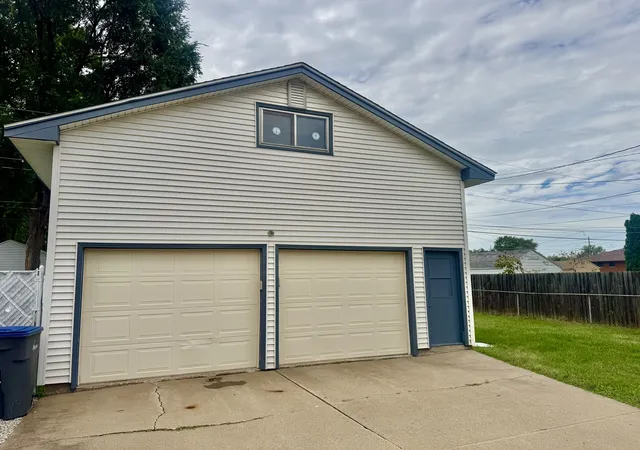 Photo 3 of Sale Pending at 220 5th Street E, Milan, IL 61264 | MLS# 12749371 | Listing updated on 2026-10-06