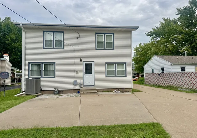 Photo 3 of Sale Pending at 220 5th Street E, Milan, IL 61264 | MLS# 12749371 | Listing updated on 2026-10-06