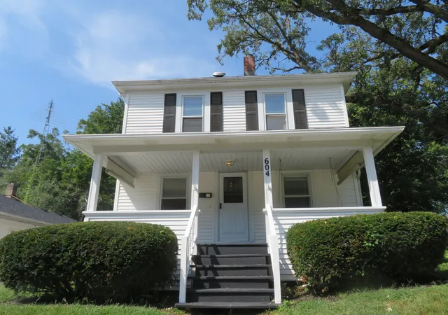 Photo 3 of Single family home for sale at 604 West Ave, Morris, IL 60450 | MLS# 12749384 | Listing updated on 2026-09-29