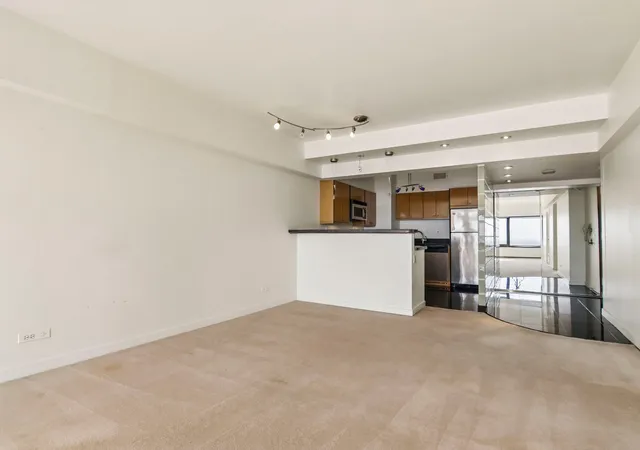 Photo 3 of Condo for sale at 175 E Delaware Pl #5721, Chicago, IL 60611 | MLS# 12749387 | Listing updated on 2026-10-21