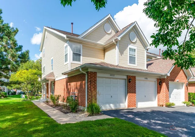Townhouse for sale at 1432 Hampshire Ct, Roselle, IL 60172 | MLS# 12749431