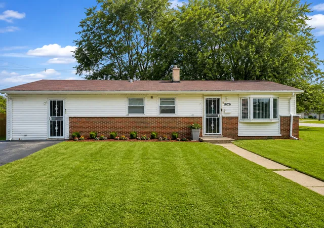Photo 1 of Single family home for sale at 1626 W 167th Street, Markham, IL 60428 | MLS# 12749432 | Listing updated on 2026-09-19