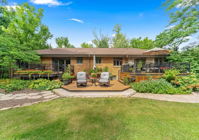Photo 2 of Single family home for sale at 8711 W 123rd Street, Palos Park, IL 60464 | MLS# 12749461 | Listing updated on 2026-10-22
