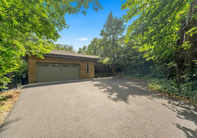 Photo 55 of Single family home for sale at 8711 W 123rd Street, Palos Park, IL 60464 | MLS# 12749461 | Listing updated on 2026-10-20