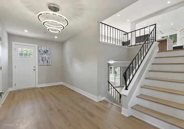 Photo 3 of Single family home for sale at 1470 Ashley Rd, Hoffman Estates, IL 60169 | MLS# 12749462 | Listing updated on 2026-09-21
