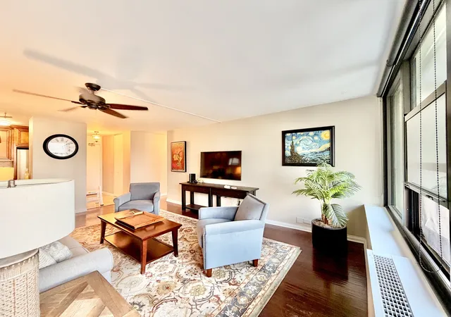 Photo 2 of Condo for sale at 1560 N Sandburg Ter #2110J, Chicago, IL 60610 | MLS# 12749471 | Listing updated on 2026-09-11