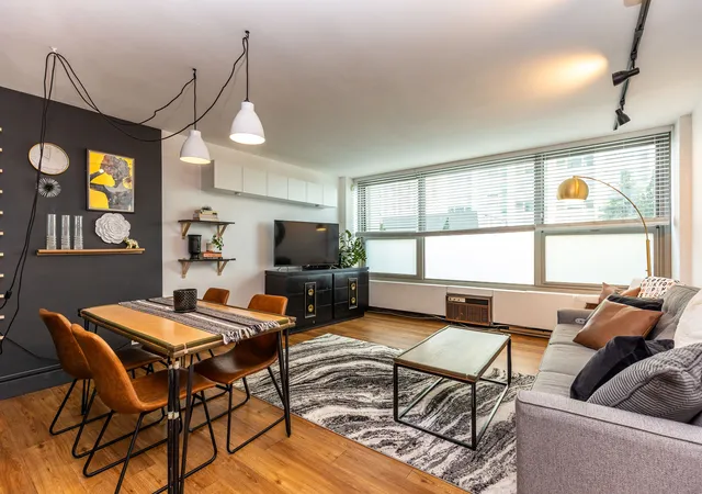 Photo 2 of Condo for sale at 3600 N Lake Shore Dr #308, Chicago, IL 60613 | MLS# 12749495 | Listing updated on 2026-09-23