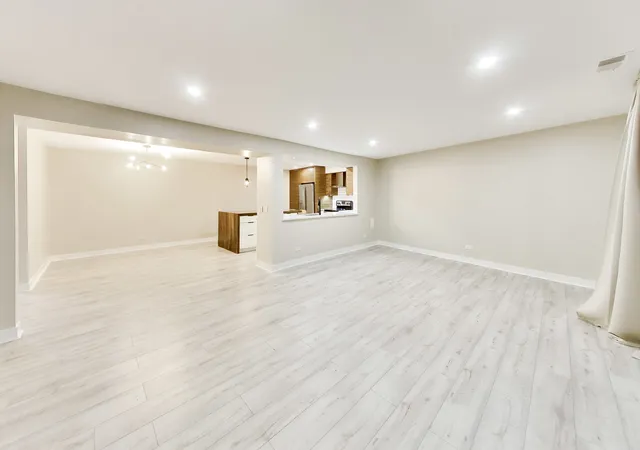 Photo 2 of Condo for sale at 1030 S Fernandez Ave #2B, Arlington Heights, IL 60005 | MLS# 12749503 | Listing updated on 2026-09-21