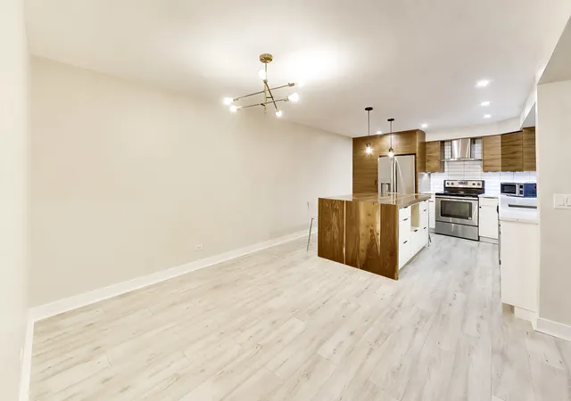 Photo 3 of Condo for sale at 1030 S Fernandez Ave #2B, Arlington Heights, IL 60005 | MLS# 12749503 | Listing updated on 2026-09-21