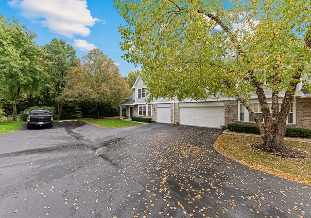 Photo 1 of Townhouse for sale at 13937 S Cambridge Cir, Plainfield, IL 60544 | MLS# 12749548 | Listing updated on 2026-10-20
