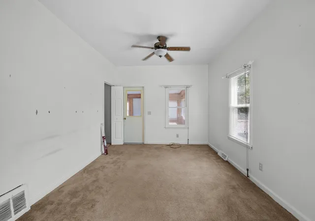 Photo 3 of Single family home for sale at 2421 34th Street, Moline, IL 61265 | MLS# 12749559 | Listing updated on 2026-10-06
