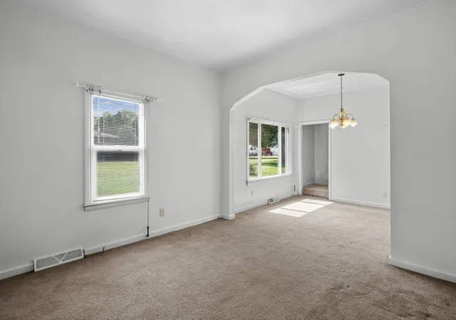 Photo 3 of Single family home for sale at 2421 34th Street, Moline, IL 61265 | MLS# 12749559 | Listing updated on 2026-10-06