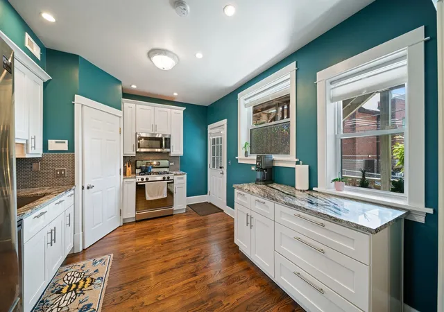 Photo 3 of Condo for sale at 1114 Main St #1W, Evanston, IL 60202 | MLS# 12749667 | Listing updated on 2026-09-30