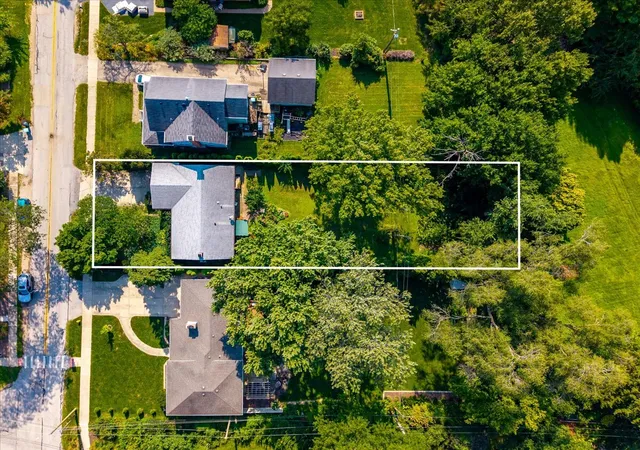 Photo 3 of Single family home for sale at 308 Sheldon Ave, Downers Grove, IL 60515 | MLS# 12749695 | Listing updated on 2026-09-16