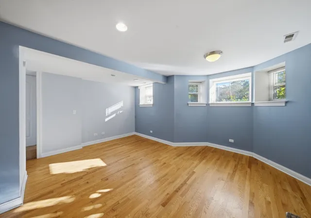 Photo 4 of Condo for sale at 4440 N Dover St #GS, Chicago, IL 60640 | MLS# 12749716 | Listing updated on 2026-10-07