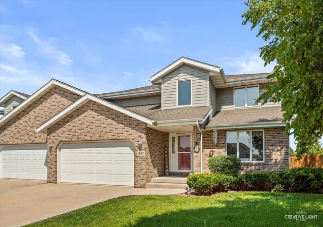 Photo 1 of Townhouse for sale at 1932 Taller Rd, Morris, IL 60450 | MLS# 12749782 | Listing updated on 2026-09-19
