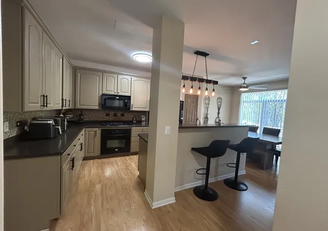 Photo 4 of Townhouse for sale at 5643 Cambridge Way, Hanover Park, IL 60133 | MLS# 12749786 | Listing updated on 2026-09-24