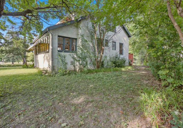 Photo 1 of Single family home for sale at 277 Nuttall Rd, Riverside, IL 60546 | MLS# 12749814 | Listing updated on 2026-09-24