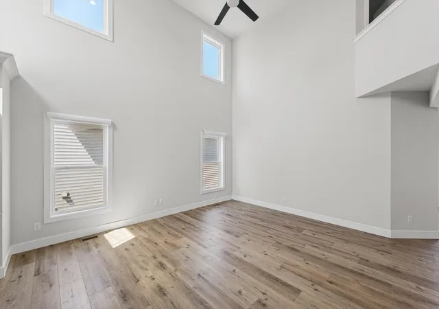 Photo 3 of Single family home for sale at 4512 Legends Dr, Champaign, IL 61822 | MLS# 12749824 | Listing updated on 2026-10-05
