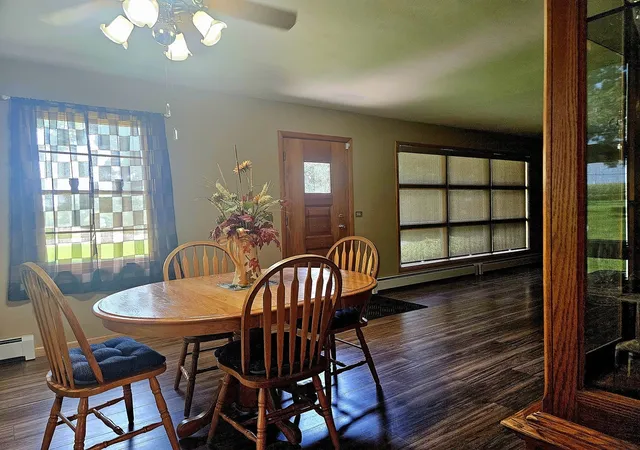 Photo 4 of Single family home for sale at 600 Timber Crk Rd, Dixon, IL 61021 | MLS# 12749858 | Listing updated on 2026-09-07