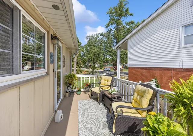 Photo 24 of Single family home for sale at 18846 Queens Rd, Homewood, IL 60430 | MLS# 12749861 | Listing updated on 2026-10-03
