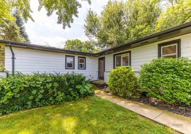 Photo 2 of Single family home for sale at 35478 N Donald Ct, Ingleside, IL 60041 | MLS# 12749869 | Listing updated on 2026-09-23