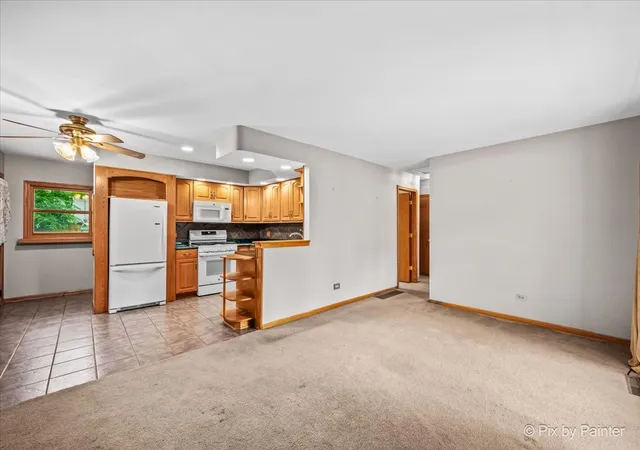 Photo 4 of Single family home for sale at 364 E Lincoln Ave, Glendale Heights, IL 60139 | MLS# 12749885 | Listing updated on 2026-09-20