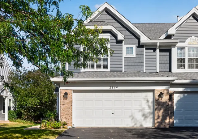 Photo 2 of Townhouse for sale at 3844 Relstar Ct, Naperville, IL 60564 | MLS# 12749890 | Listing updated on 2026-09-20